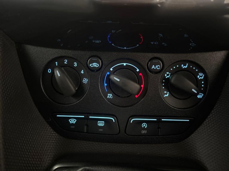 2018 Ford Transit Connect 1.5 TDCi 200 Limited L1 H1 5dr PANEL VAN Diesel Manual