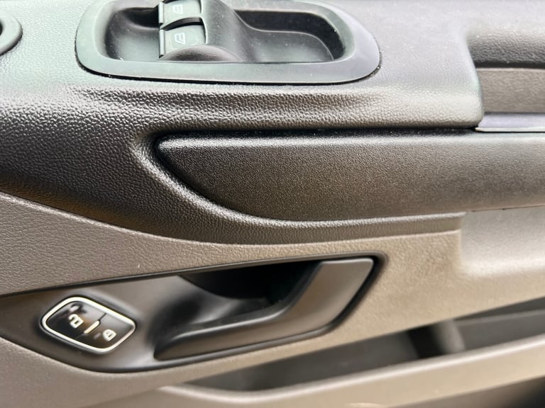 2020 Ford Transit Custom 2.0 EcoBlue 130ps Low Roof Leader Van PANEL VAN Diesel Manual