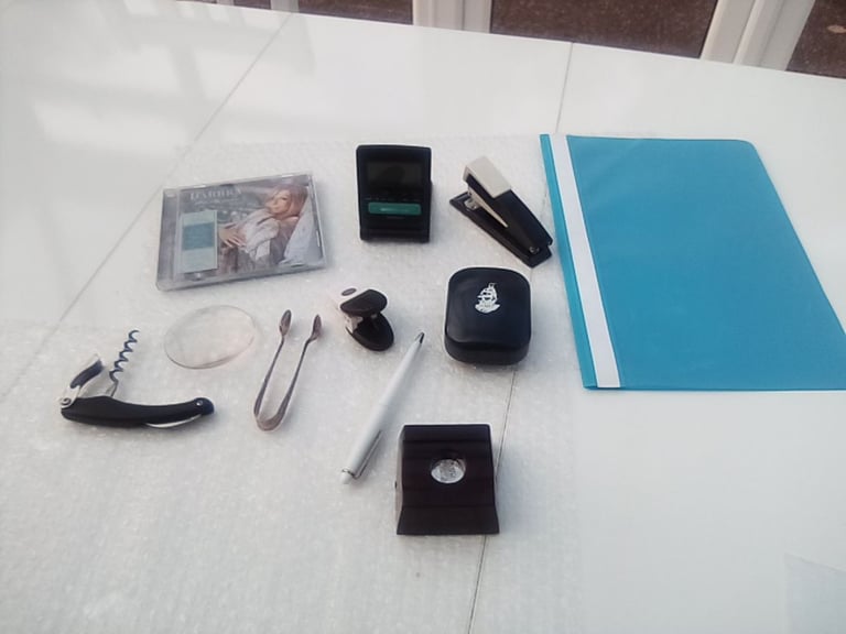 image for An Assortment of bits and bobs - £2 the lot.