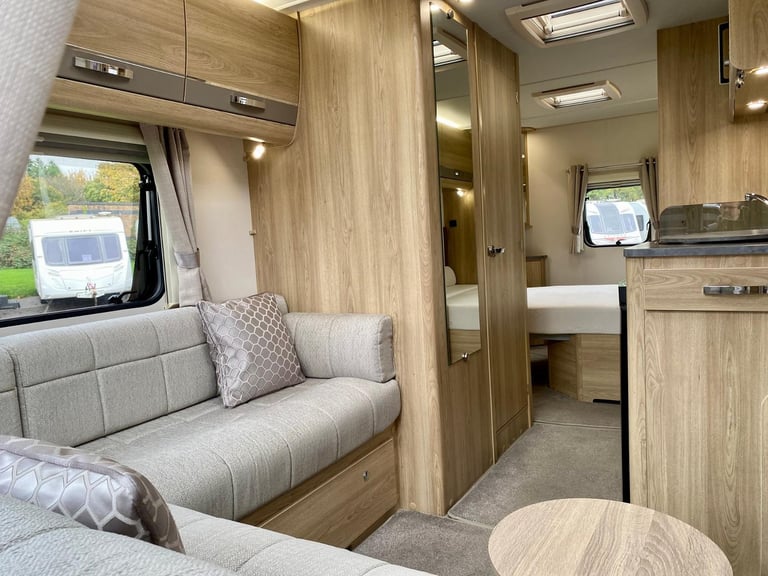 2020 Elddis Avante 454. 2 Berth. Island bed, Touring Caravan