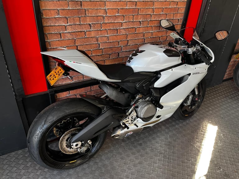 2014 Ducati 899 Panigale dynamag wheels nitron suspension 