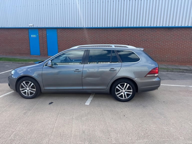 Volkswagen Golf 1.6 TDI BlueMotion Tech Sportline Euro 5 (s/s) 5dr Diesel Manual - Image 4