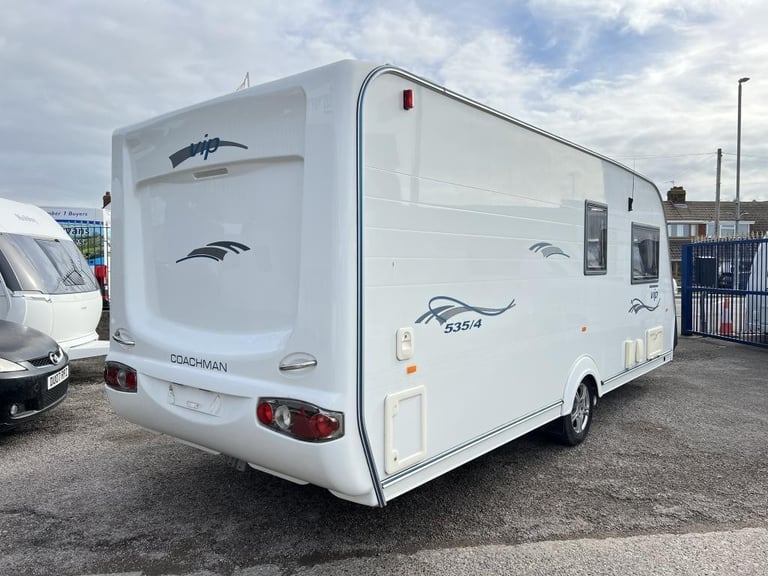 2009 COACHMAN VIP 535/4 Fixed bed
