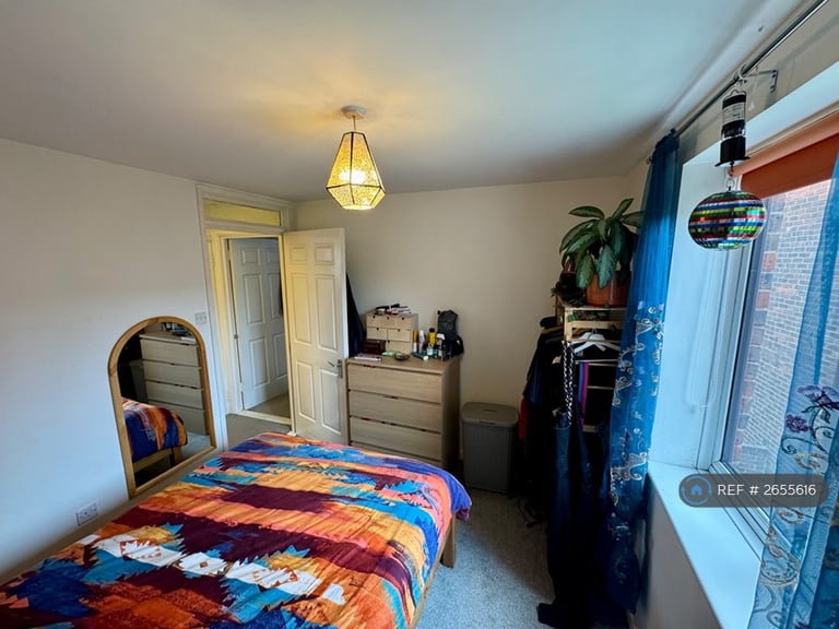 image for 1 bedroom flat in Redcliff Mead Lane, Bristol, BS1 (1 bed) (#2655616)