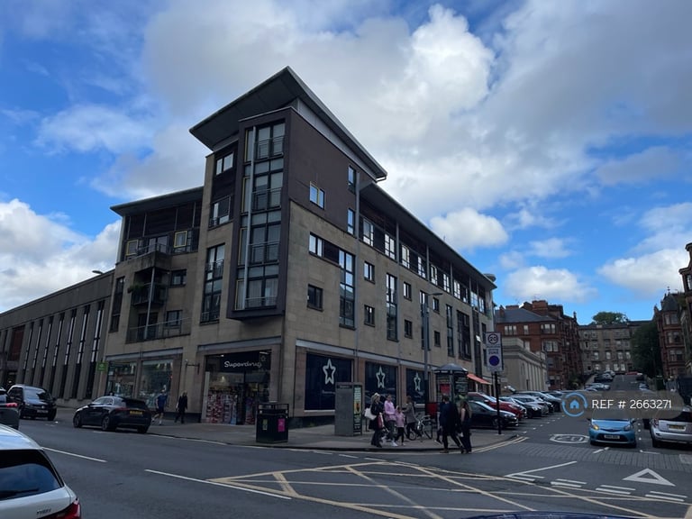 3 bedroom flat in Cresswell Street, Hillhead, G12 (3 bed) (#2663271)