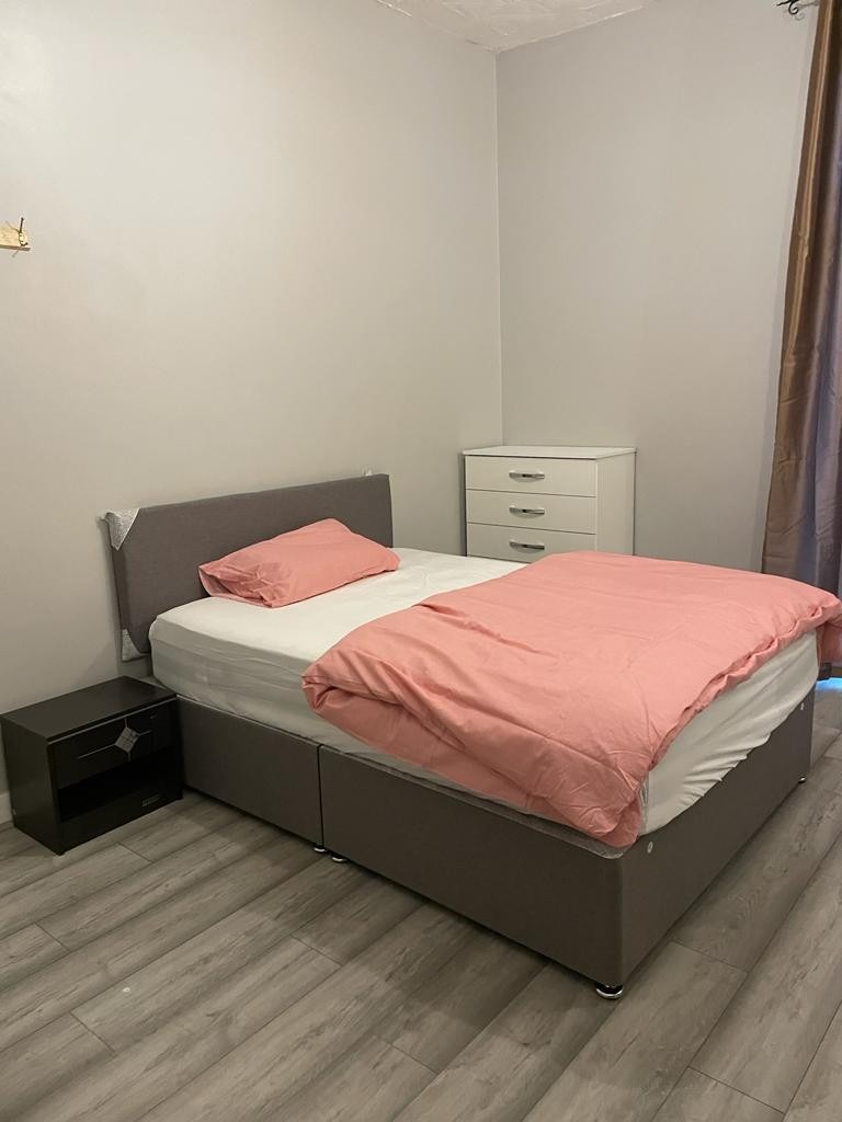 ***ROOM TO RENT***DOUBLE ROOM in CITY ROAD B16***ALL DSS ACCEPTED***