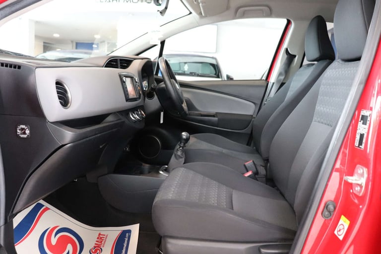 2016 Toyota Yaris 1.3 Yaris Icon VVT-I 5dr Hatchback Petrol Manual