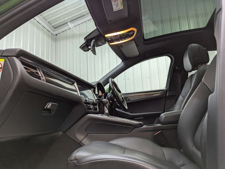 2019 Porsche Macan 3.0 Macan S Semi-Auto 4WD 5dr SUV Petrol Automatic