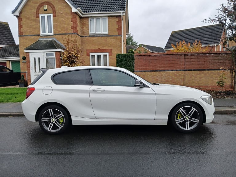 BMW 1 SERIES 116D SPORT 2012