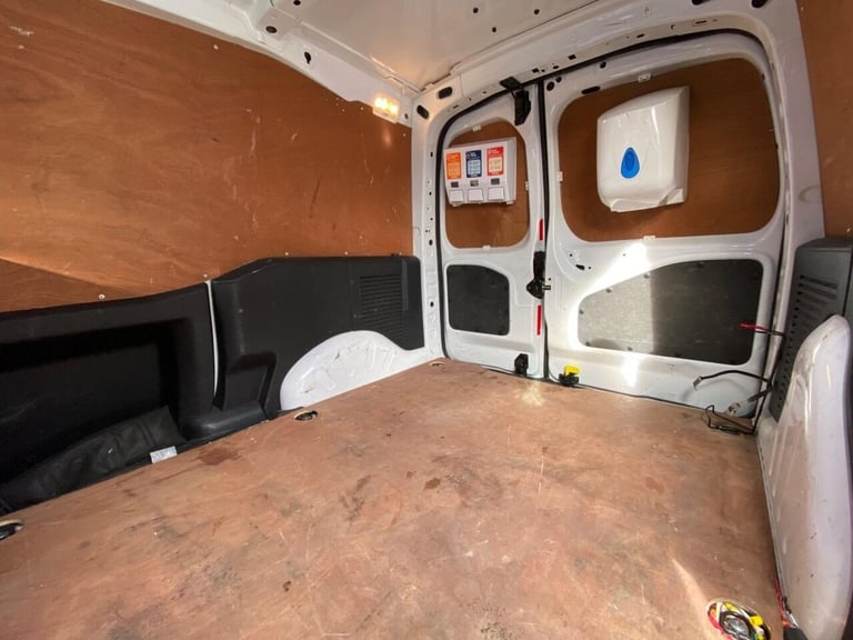 2018 Peugeot Partner 850 1.6 BlueHDi 100 Professional Van ATV PANEL VAN DIESEL Manual