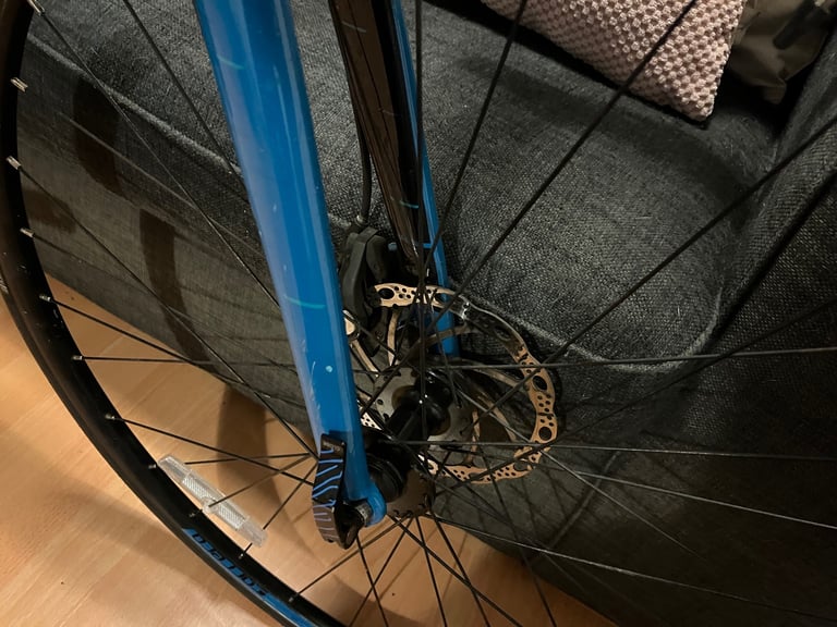 Aluminium disc road bike for sale. 