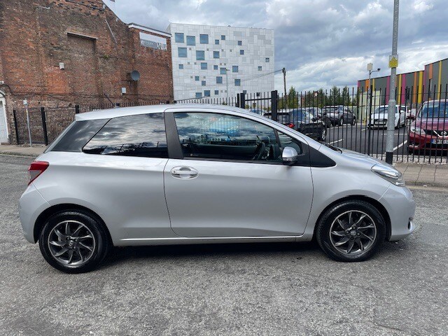 2012 Toyota Yaris 1.0 VVT-i Edition 3dr HATCHBACK Petrol Manual