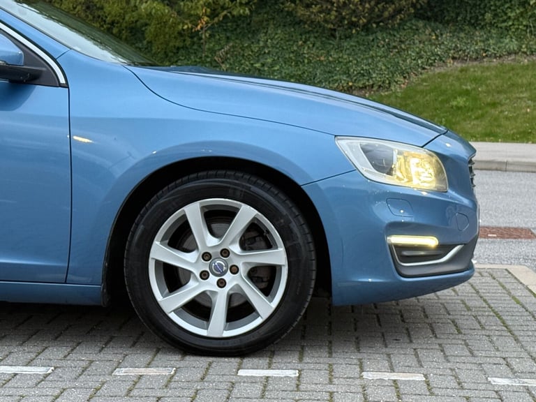 2015 Volvo S60 D2 [115] SE Lux Nav 4dr Powershift SALOON Diesel Automatic