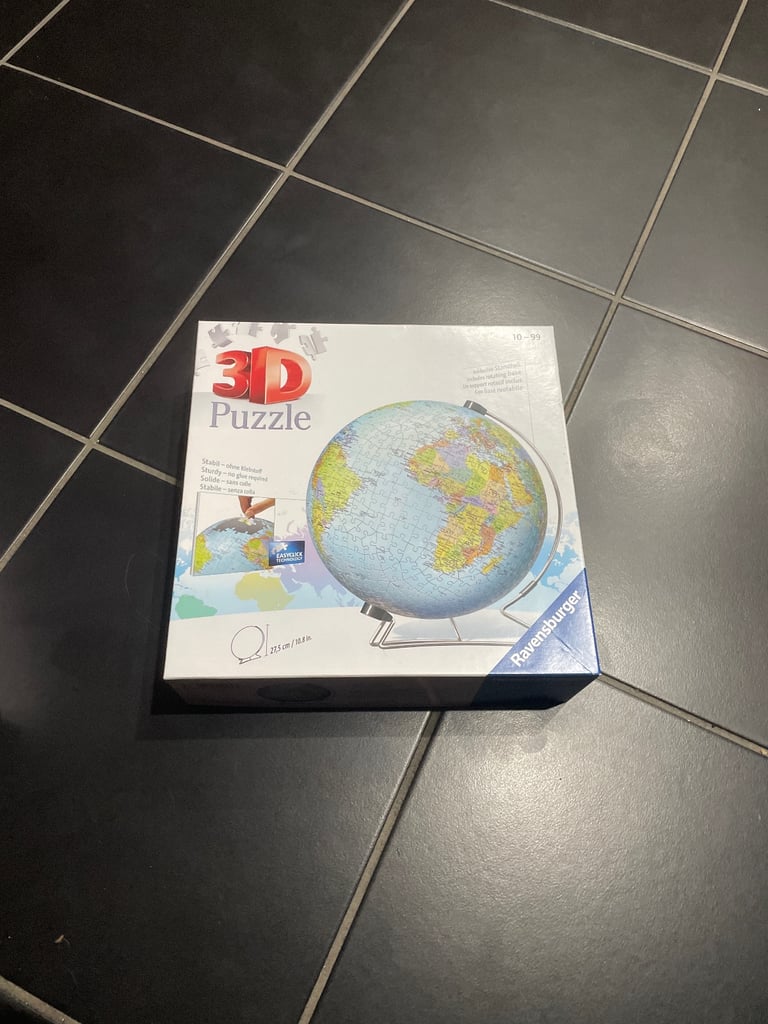 3D jigsaw globe with stand 