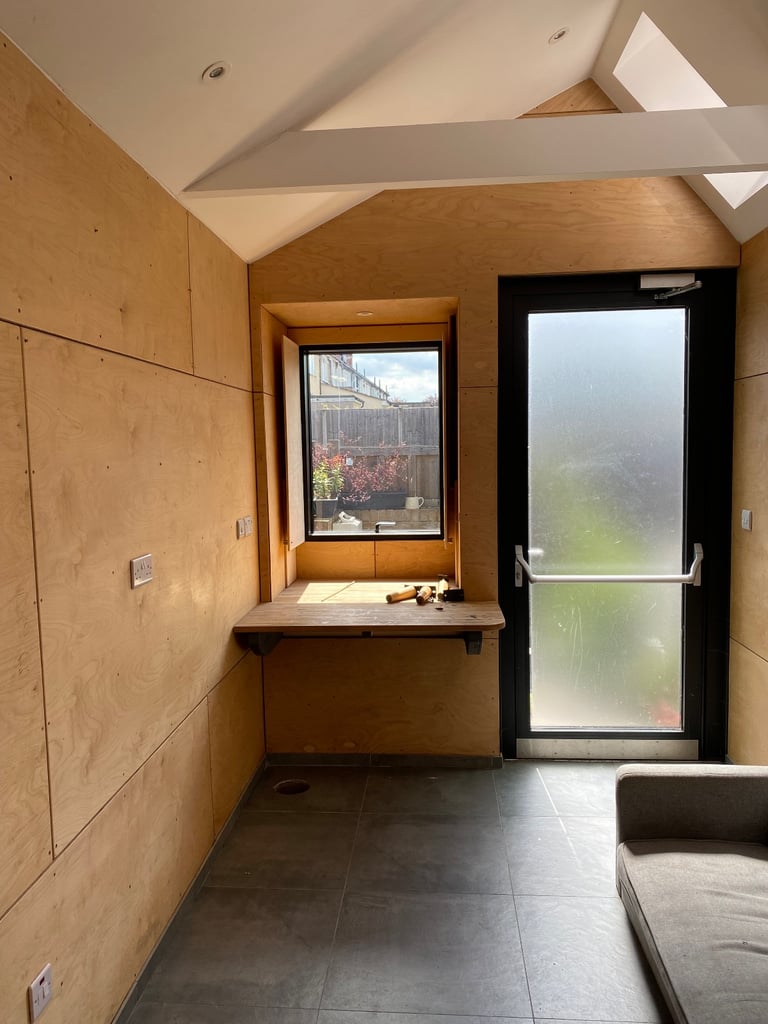 B1 Office / Artist’s Studio / Workshop Birkbeck nr Penge Crystal Palace Norwood