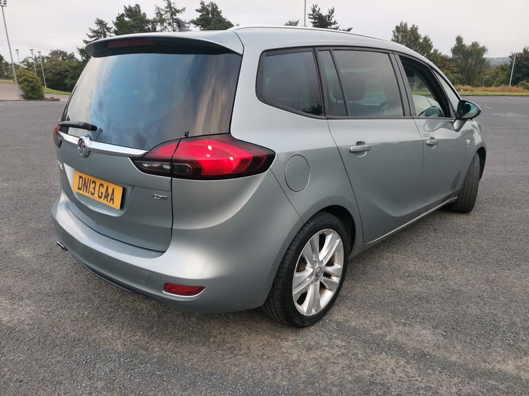 2013 VAUXHALL ZAFIRA TOURER 6 SPEED SRI 2.0 CDTI 165BHP 7 SEATER M,O,T DECEMBER