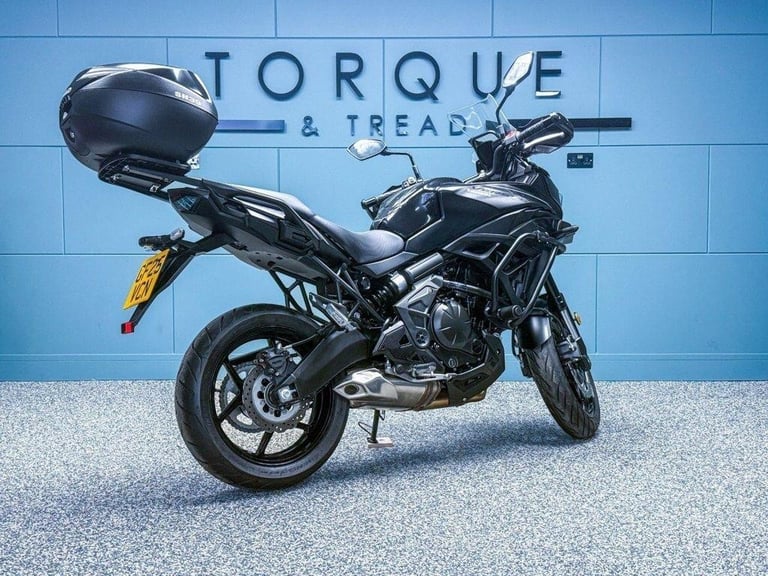 2025 25 KAWASAKI VERSYS 650 100 MILES - ADVENTURE - 1 OWNER - ULTRA LOW MILES