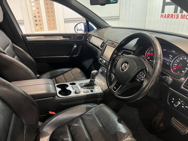 2015 Volkswagen Touareg 3.0 V6 TDI BlueMotion Tech 262 R-Line 5dr Tip Auto ESTATE DIESEL Automatic