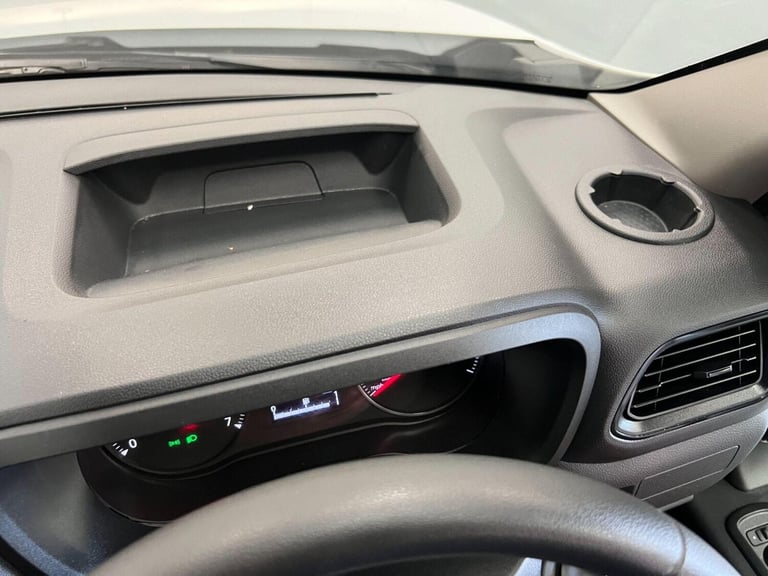 2022 Renault Master LH35dCi 135 Business High Roof Van PANEL VAN DIESEL Manual