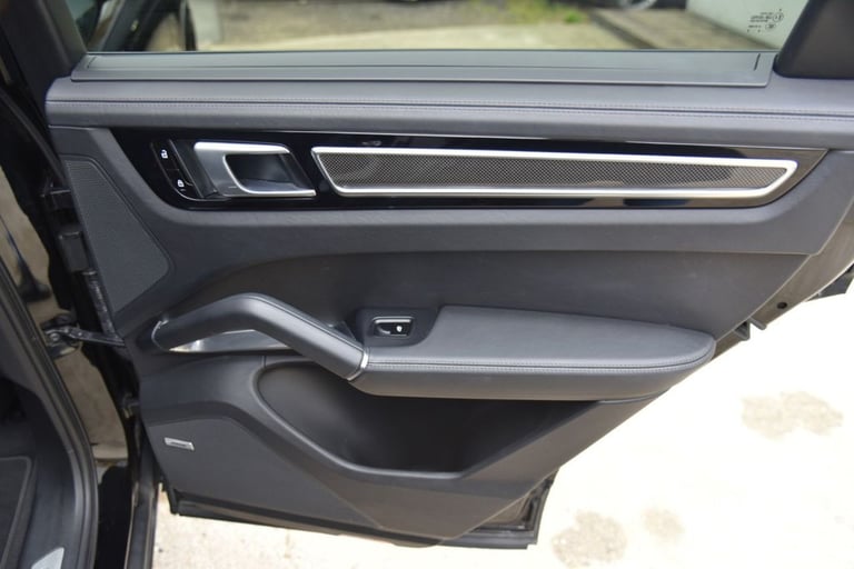 2019 Porsche Cayenne Turbo 5dr Tiptronic S [5 Seat] COUPE PETROL Automatic
