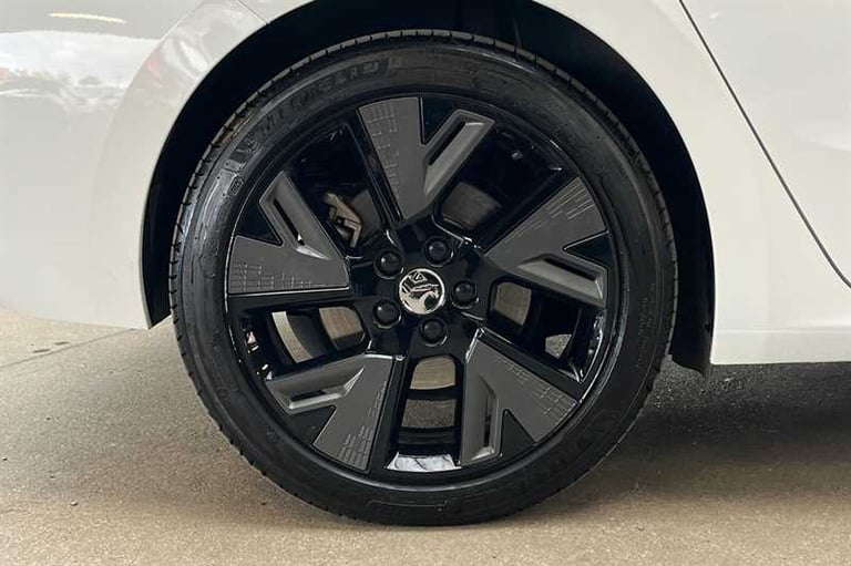 2024 Vauxhall Astra 115kW GS 54kWh 5dr Auto HATCHBACK ELECTRIC Automatic