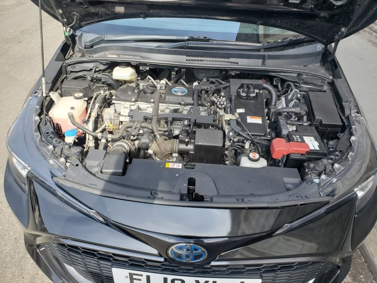 Toyota, COROLLA, Estate, 2019, Other, 1798 (cc), 5 doors