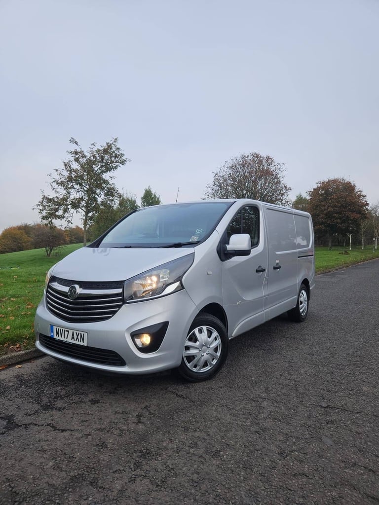 image for 17/ reg Vauxhall vivaro cdti sportive ulez compliant sim transit trafic primastar boxer relay