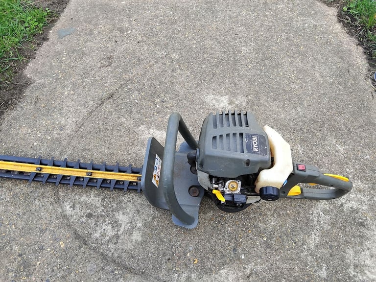 Ryobi hedge trimmer 