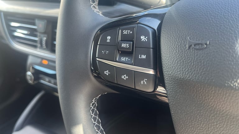 2025 Ford Kuga 2.5 PHEV Active 5dr CVT Estate Estate Hybrid Automatic