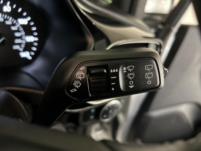 2019 Ford Fiesta 1.0 ZETEC 5d 99 BHP ULEZ COMPLIANT+SAT NAV+ECONOMICAL+ HATCHBACK Petrol Manual