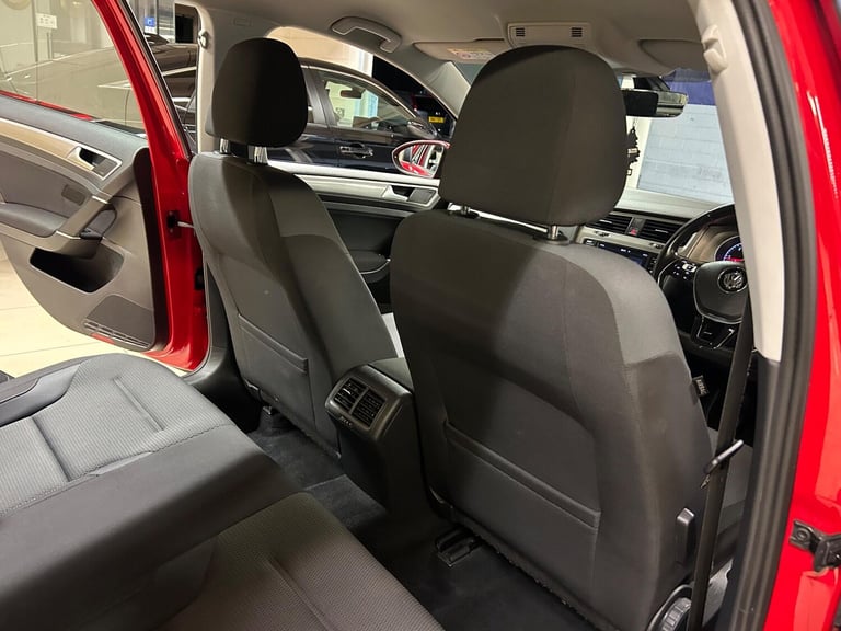 2016 Volkswagen Golf 1.6 TDI BlueMotion Tech Match Edition Euro 6 (s/s) 5dr HATCHBACK Diesel Manual