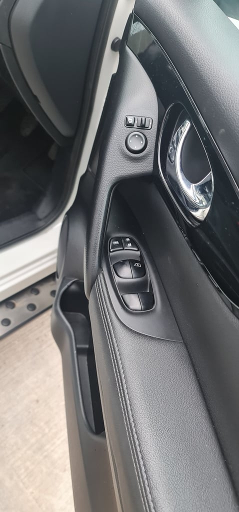 Nissan Qashqai Tekna (2014) 1.6 dCi Tekna SUV 5dr Diesel 109k Warranted Miles