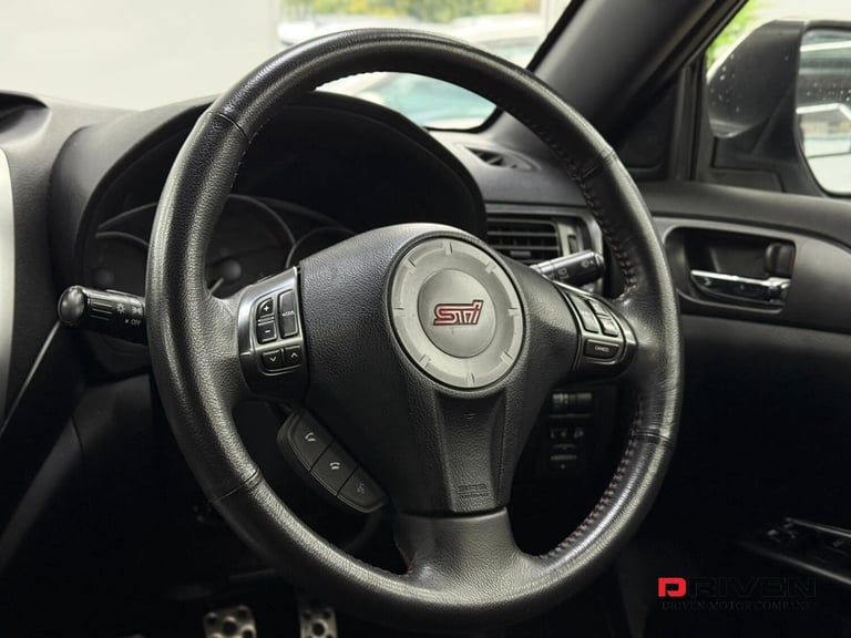 SUBARU WRX STi 2.5 TYPE UK 4DR HATCHBACK + FREE DELIVERY TO YOUR DOOR !