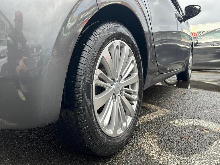 2018 Peugeot 208 1.2 PureTech Allure Hatchback 5dr Petrol Manual Euro 6 (s/s) (82 ps) Hatchback P...