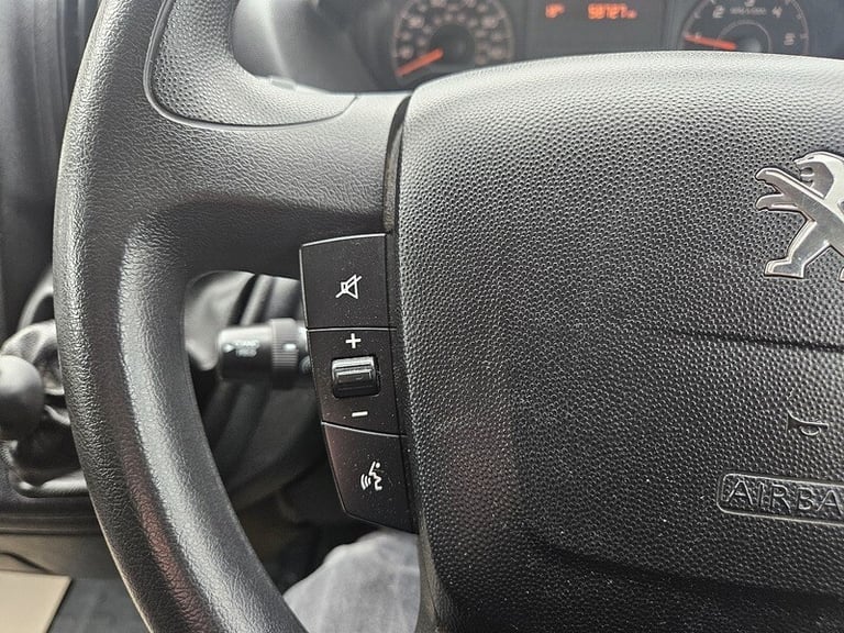 2021 Peugeot Boxer BlueHDi 335 Professional L3H2 Euro 6 140ps Panel Van Diesel Manual