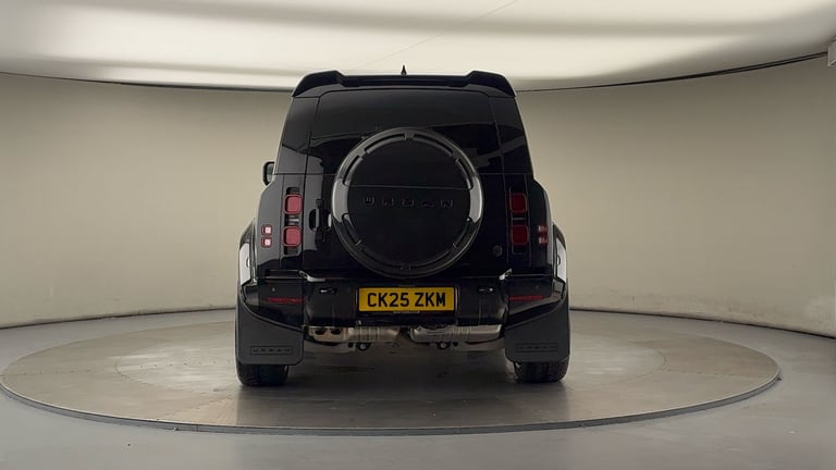 2025 Land Rover Defender 110 3.0 D250 MHEV X-Dynamic SE Hard Top SUV 5dr Diesel Auto 4WD MWB Euro...