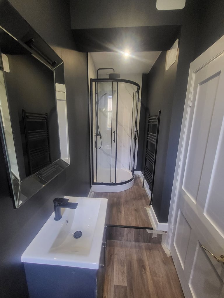 Fully Furnished, very spacious, Elegant 1 Bedroom Flat