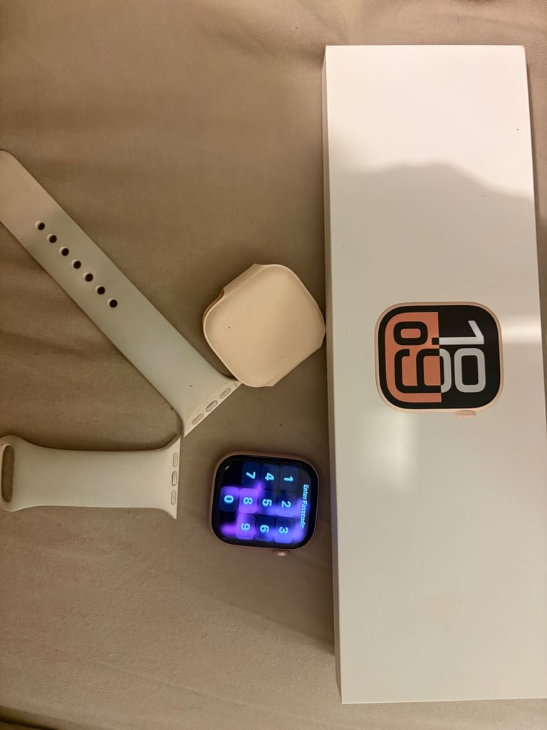 Series 10 Apple Watch rose gold 