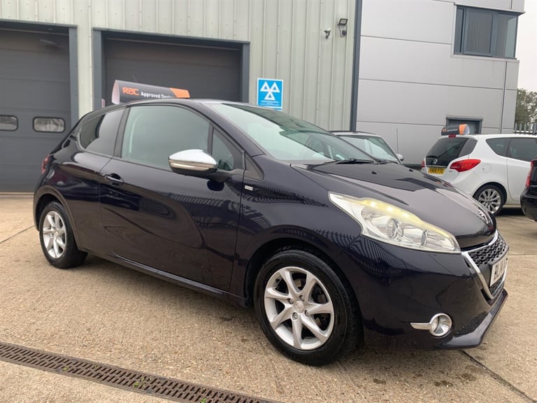 2014 Peugeot 208 STYLE *** RAC APPROVED *** RAC WARRANTY *** Hatchback Petrol Manual