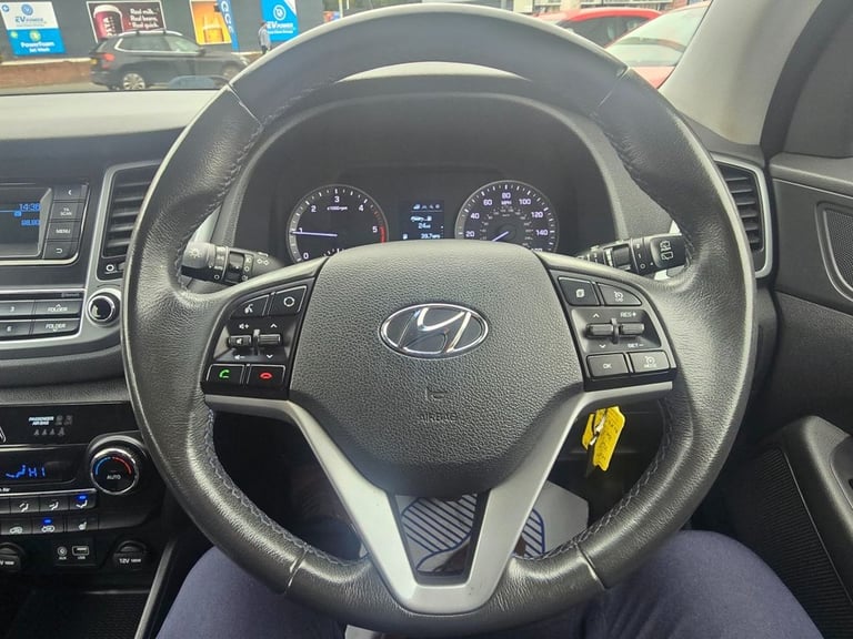 2015 Hyundai TUCSON 1.7 CRDi Blue Drive SE SUV 5dr Diesel Manual Euro 6 (s/s) (116 ps) ESTATE Die...