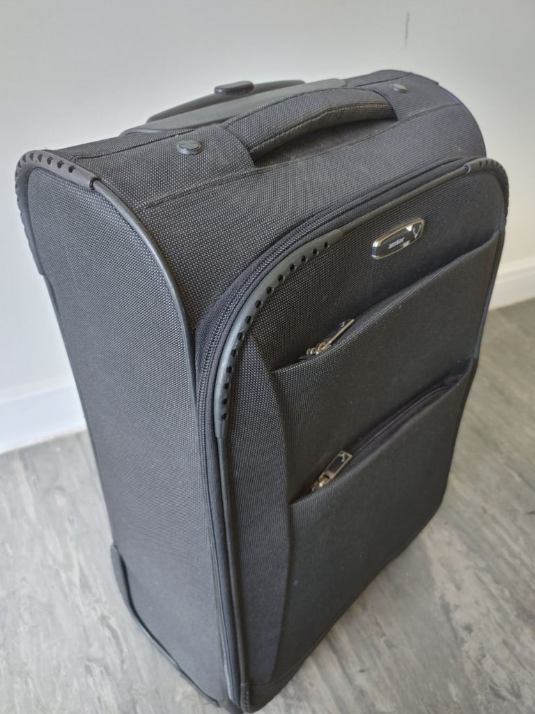 Suitcases cabin size 