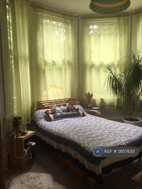 1 bedroom flat in Carysfort Road, London, N8 (1 bed) (#2657835)