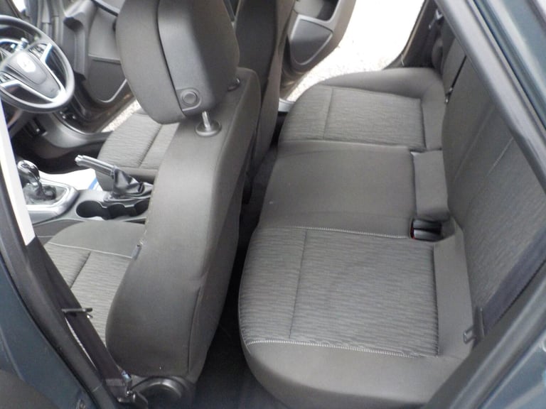 2015 Vauxhall Astra 1.6 CDTi ecoFLEX 94g Design Euro 6 (s/s) 5dr HATCHBACK Diesel Manual