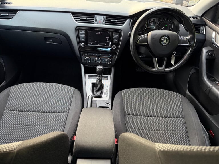 2016 Skoda Octavia 1.6 TDI SE DSG Euro 6 (s/s) 5dr HATCHBACK Diesel Automatic