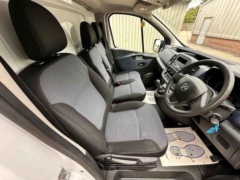 2018 Vauxhall Vivaro 1.6 CDTi 2900 L1 H1 Euro 6 (s/s) 5dr PANEL VAN Diesel Manual