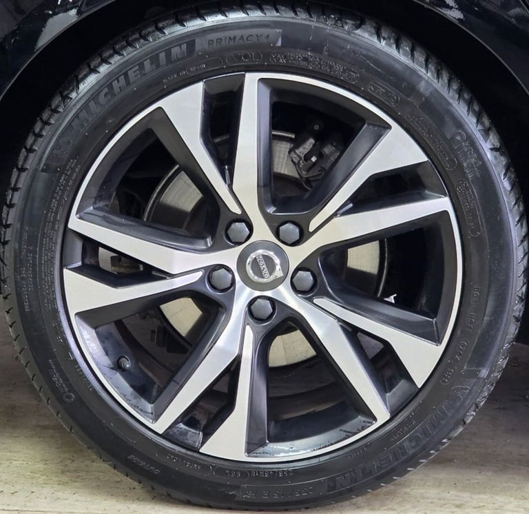 2021 Volvo V60 2.0 B3 MHEV R-Design Estate 5dr Petrol Hybrid Auto Euro 6 (s/s) (163 ps) Estate PE...