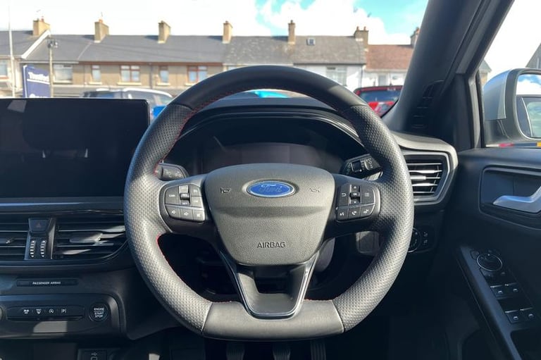 2024 Ford Focus 1.0 EcoBoost Hybrid mHEV ST-Line 5dr, Apple Car Play, Android Auto, Parking Hatch...