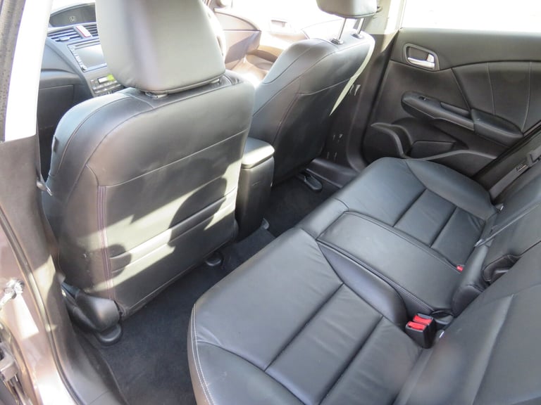 2013 Honda Civic 1.8 i-VTEC EX  EXCELLENT OVERALL CONDITION HATCHBACK Petrol Manual