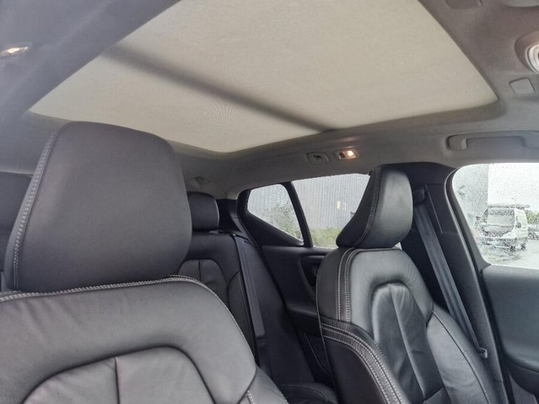 2022 Volvo XC40 2.0 B4 MHEV Inscription Pro SUV 5dr Petrol Hybrid DCT Auto AWD Euro 6 (s/s) ESTAT...