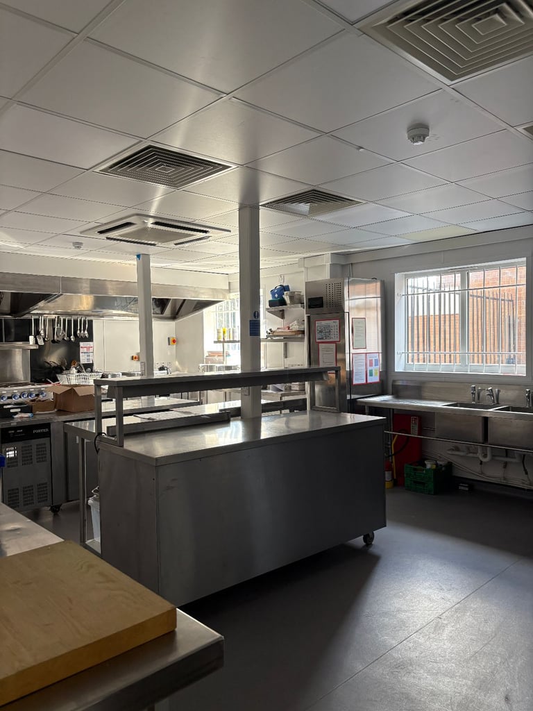 Coventry Production Kitchen | 500SQFT | For Rent 